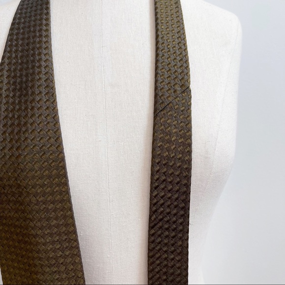 Boss Hugo Boss Green Textured Italian Silk Tie - Picture 8 of 10